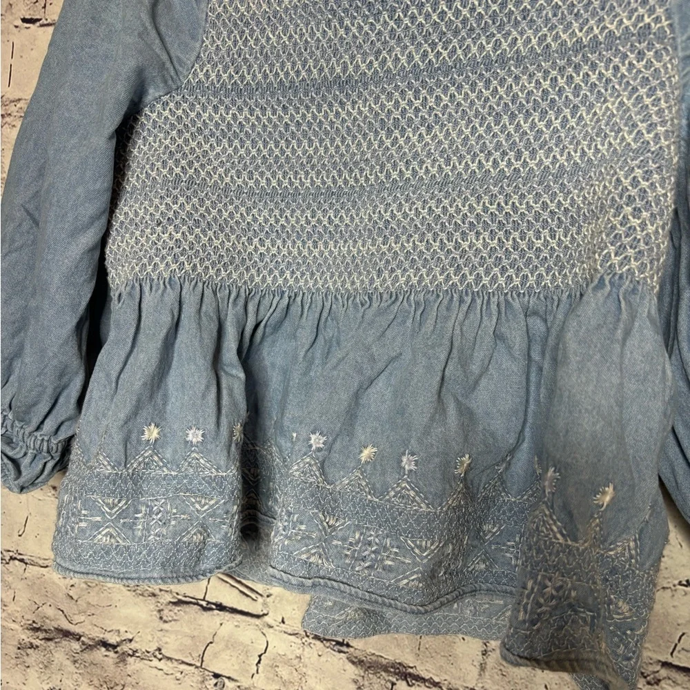 Medium American eagle cropped blue top with embroidered white detail - Picture 3 of 6